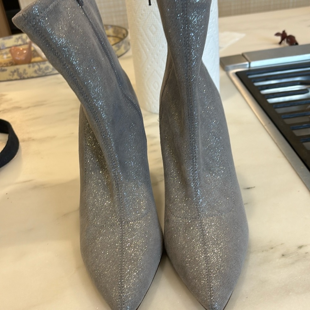 silver‎ metallic ankle boots